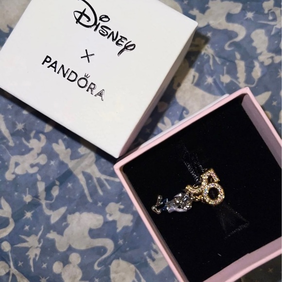 PANDORA DISNEY CHARM 50th Anniversary Collection - Picture 3 of 9